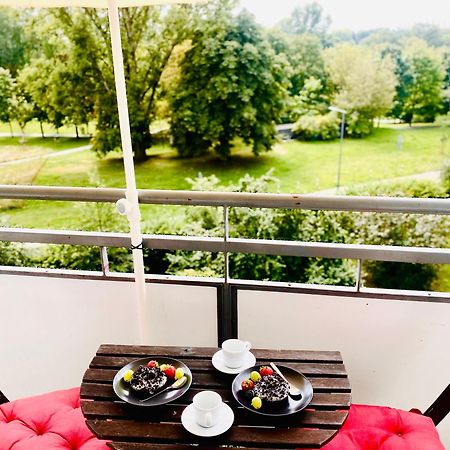 Apartment With National Stadion View, Free Parking Warszawa Exteriör bild